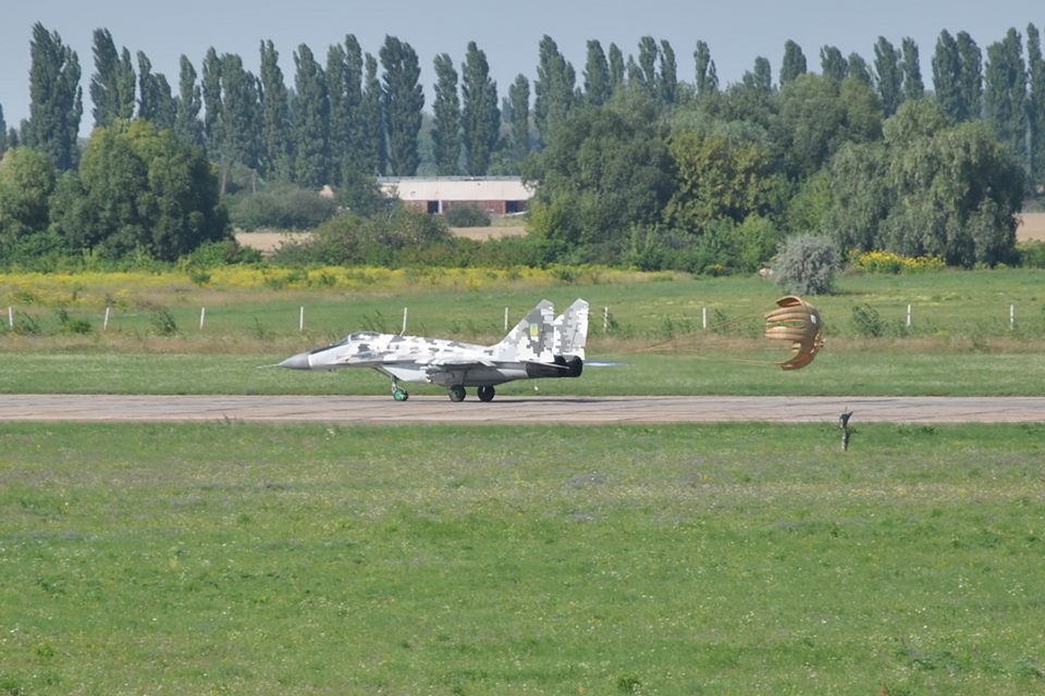 Тренувальні польоти над Васильковом напередодні повітряного параду