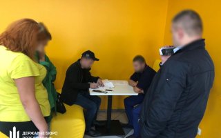 Васильківських поліцейських, які катували людину судитимуть