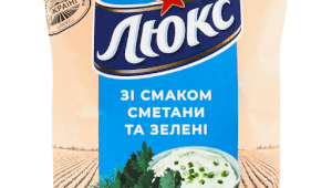 Как чипсы со вкусом сметаны и зелени дополняют разные блюда и закуски