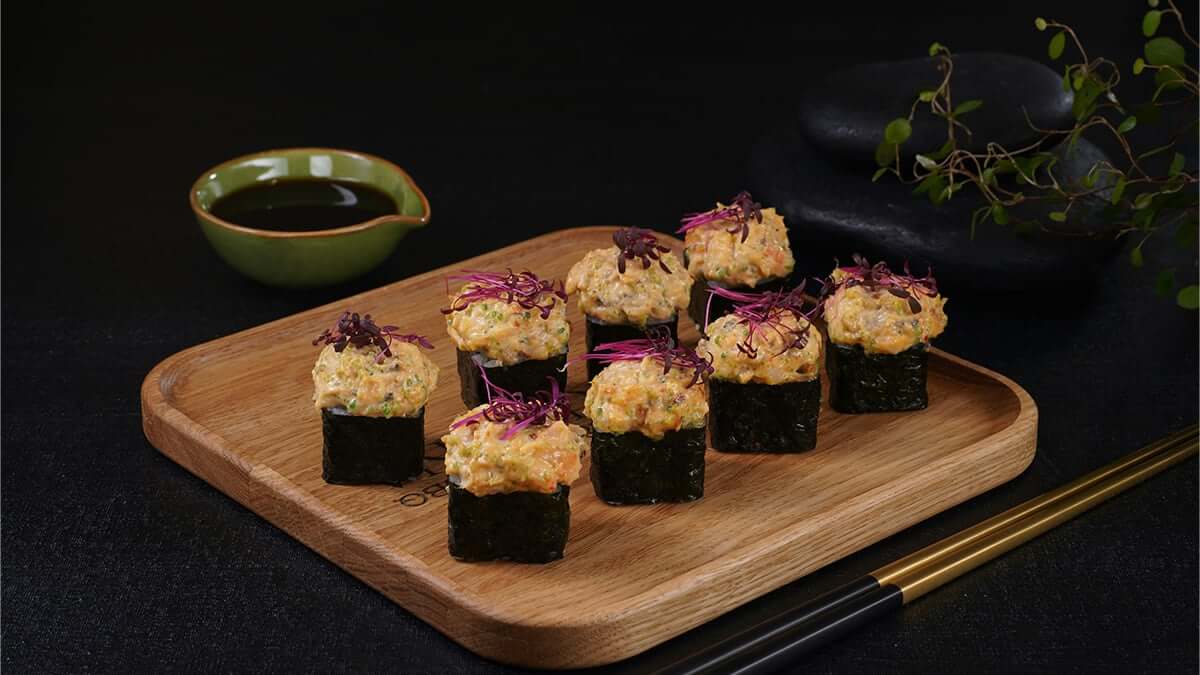 3 нових запечених роли від We Sushi