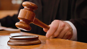 В Василькові суд виніс вирок жінці, яка передавала ворогу інформацію про розташування ЗСУ