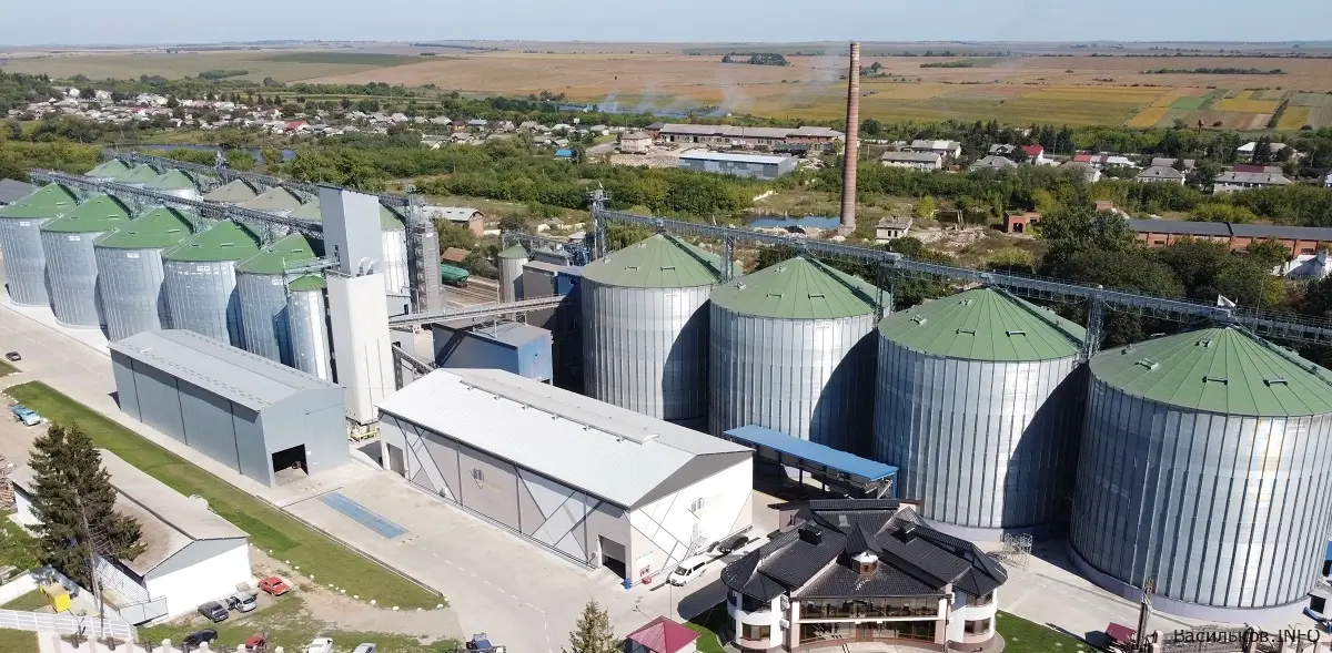 Що впливає на розташування зерносушарок