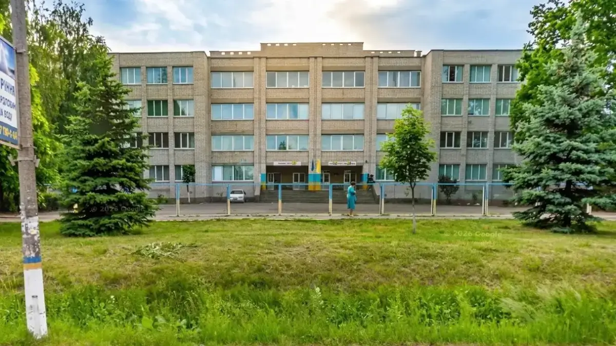У Василькові на заміну паркану ліцею витратять понад 1,3 млн гривень